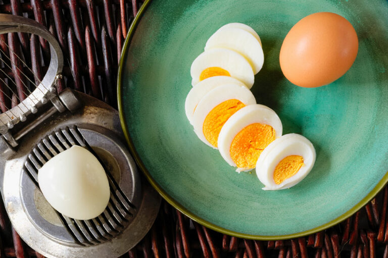 5 Tips to Make the Perfect Hard-Boiled Eggs