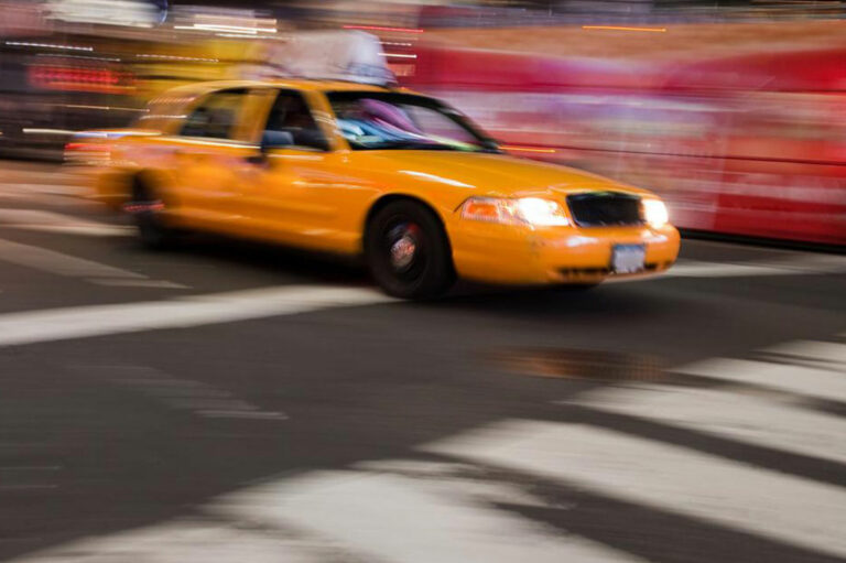 Things to keep in mind before applying for driver jobs in cab service companies