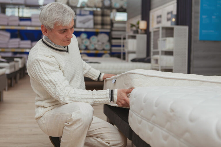 Best Mattresses to Ensure Comfortable Sleep for Seniors