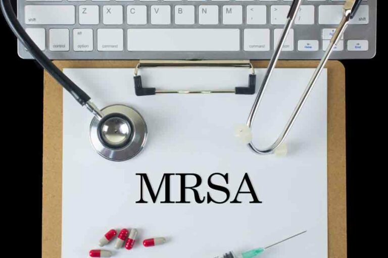 Causes, Symptoms and Treatment for MRSA