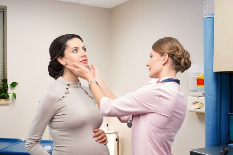 Causes, Symptoms, and Treatment for Thyroid Disorders