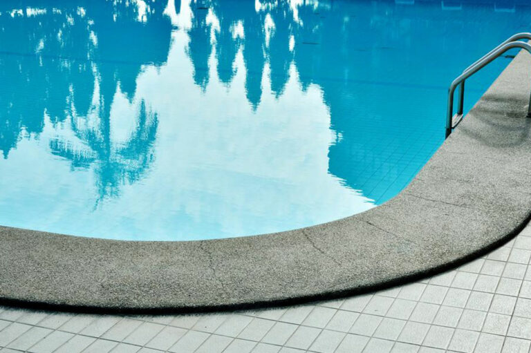 Choosing the best location for your Intex swimming pool