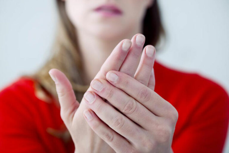 Common Causes and Symptoms of Arthritis Pain