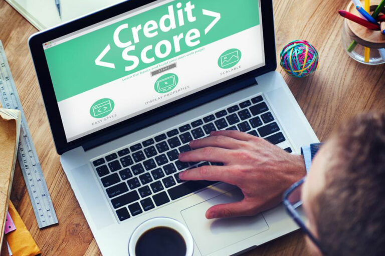 CreditWise- The best tool to track credit scores