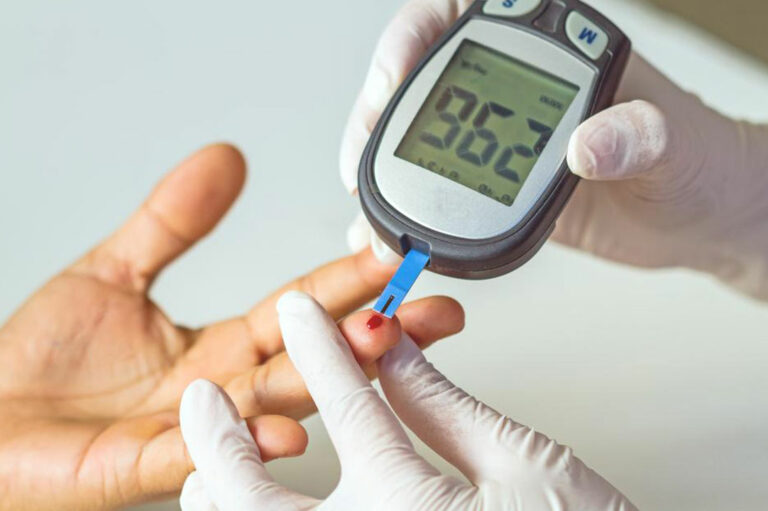 Diabetes Control Measures to keep a check on your blood sugar levels