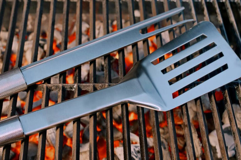 Five things every BBQ grill needs to have