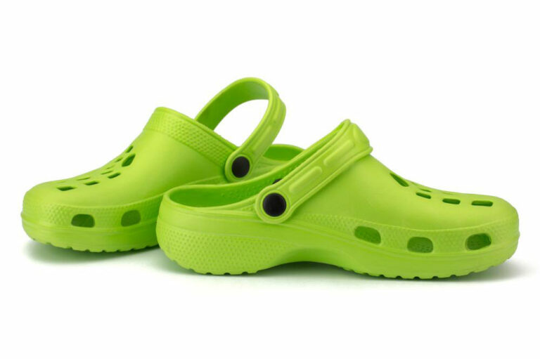 Four benefits of wearing crocs