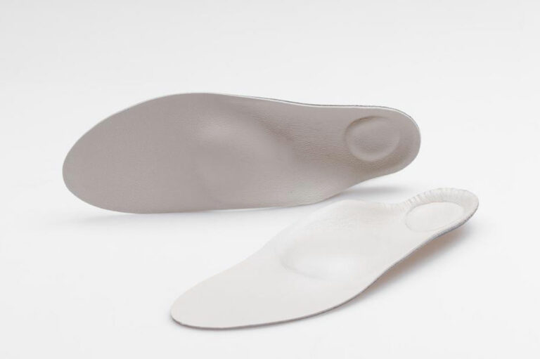 Help kick plantar fasciitis to the curb with insoles