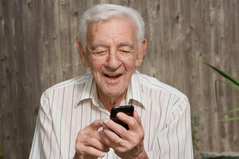 Here&#8217;s why Jitterbug cellphones are great for seniors