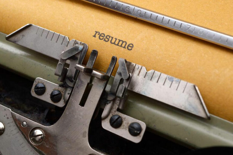 Here&#8217;s what you need to know about nontraditional resume samples