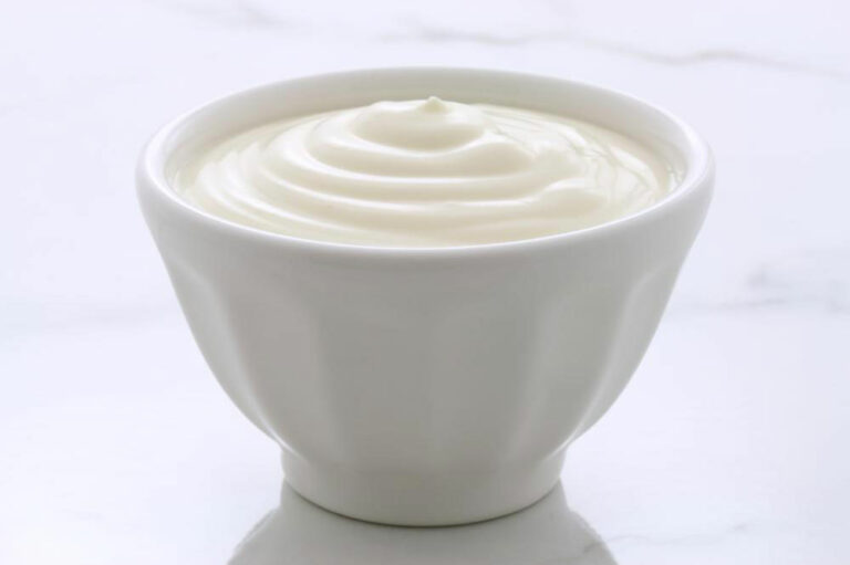 How to Choose the Best Probiotic Yogurt