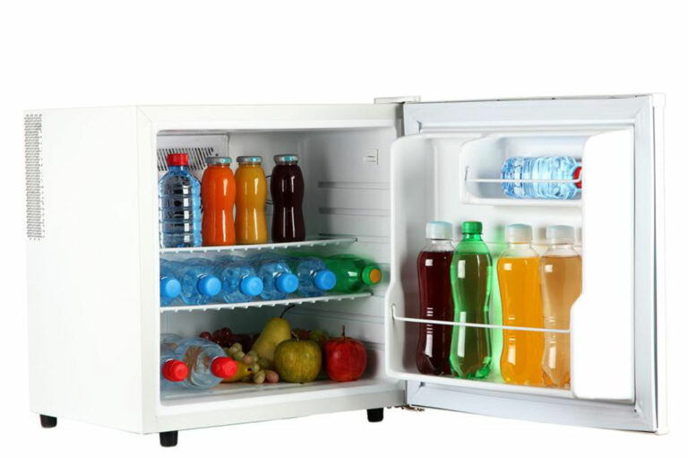 How to choose between chest freezers and upright freezers