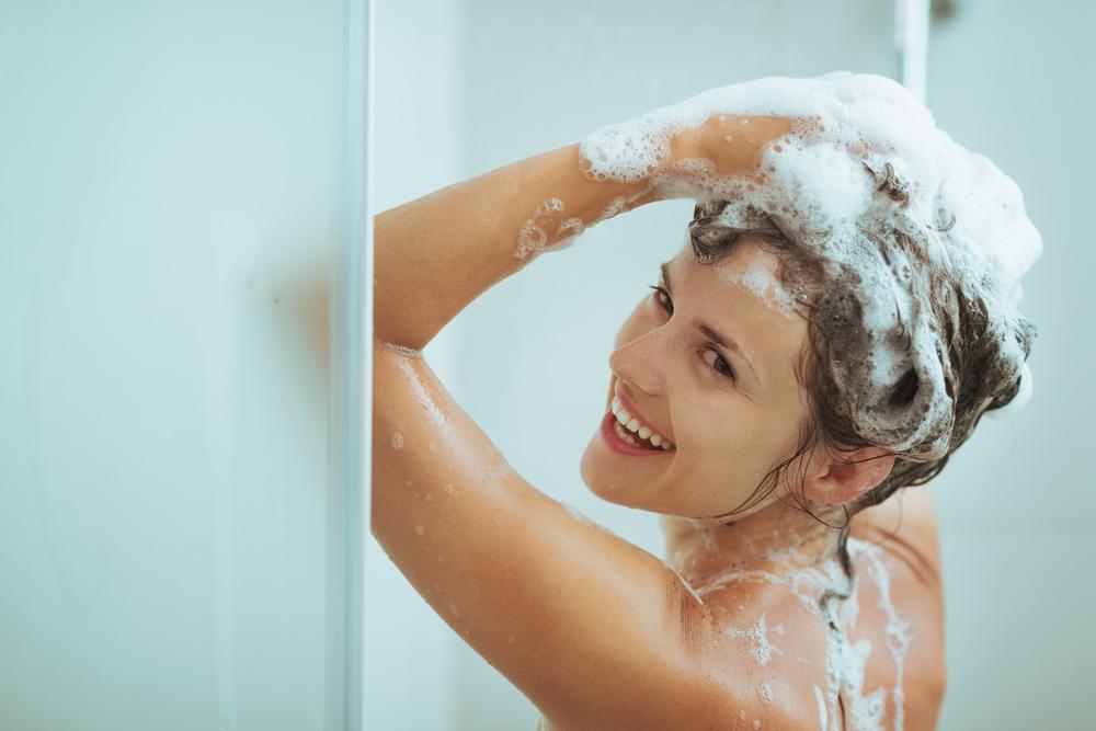 How to choose the right moisturizing shampoo for dry hair