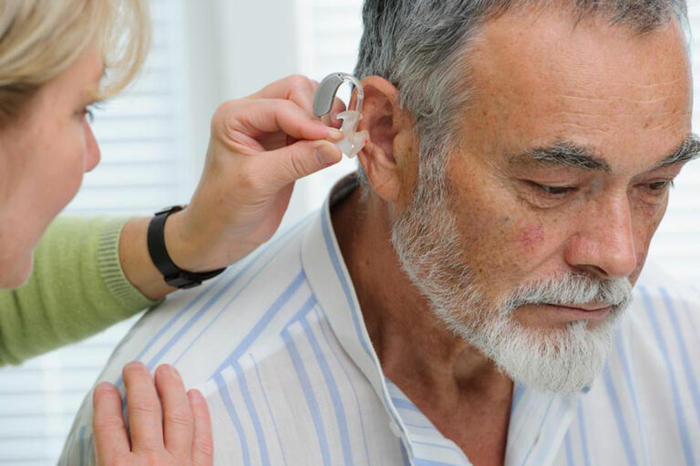 How to maintain your hearing aid