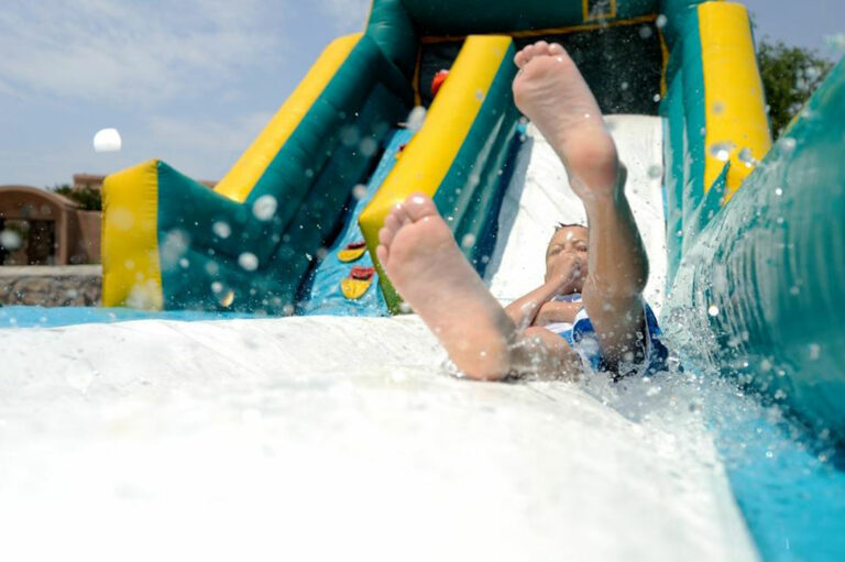 Inflatable water slides &#8211; A great way to have fun during summers