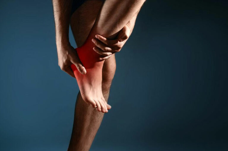 Know about Heel Spur Treatment, Types, Causes, and Symptoms