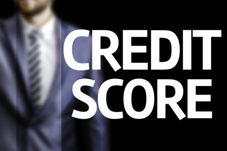 Know about the different types of credit scores used