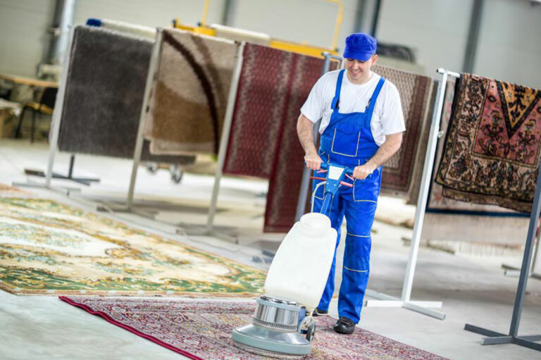 Pros and cons of carpet cleaning services available today