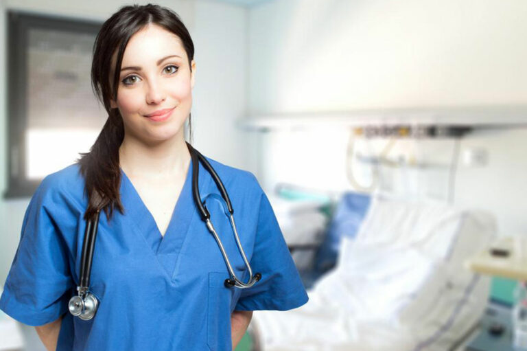 Reasons why you should get a master&#8217;s degree in nursing