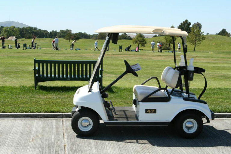 Types of golf cart batteries