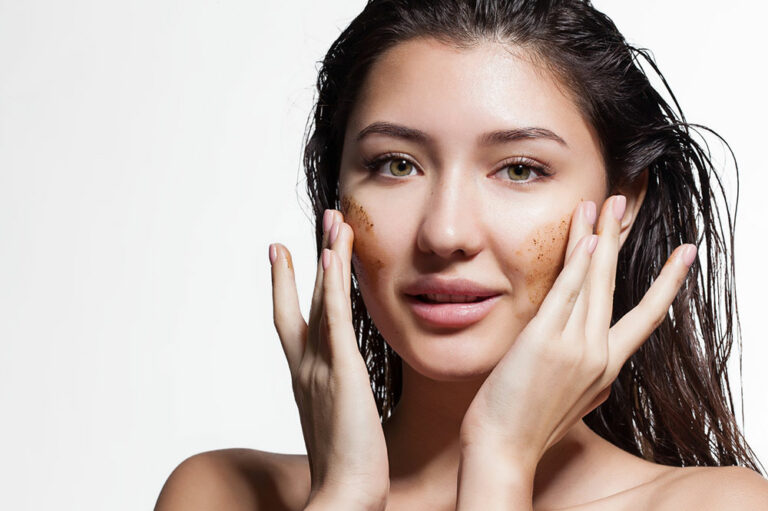 The Importance of Using Exfoliating Face Scrubs Regularly