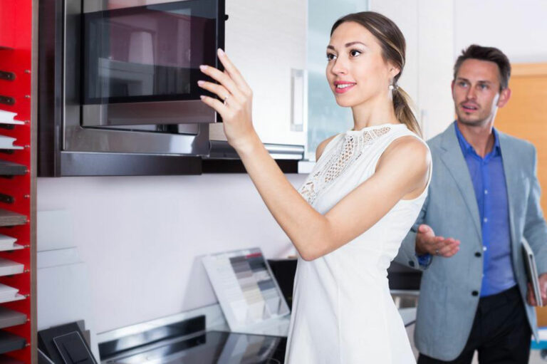 Things to consider before buying a microwave