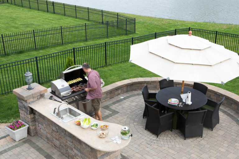 Things you should know about outdoor kitchens