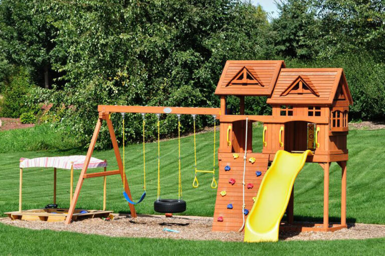 Things you should know about outdoor playsets