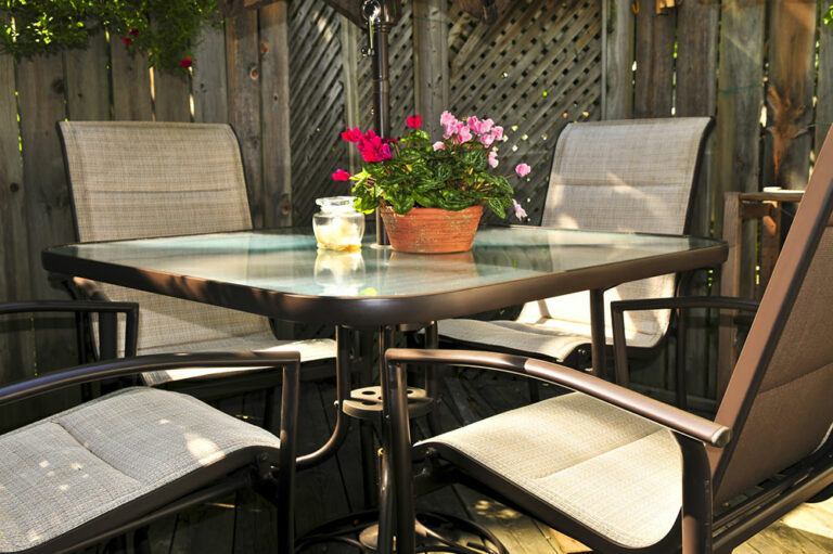 Tips to choose the best patio furniture set