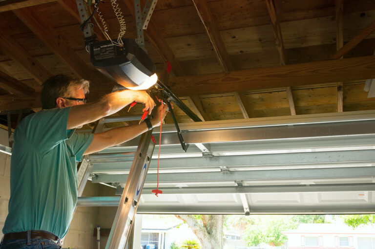 Tips to choose the right garage door repairs service