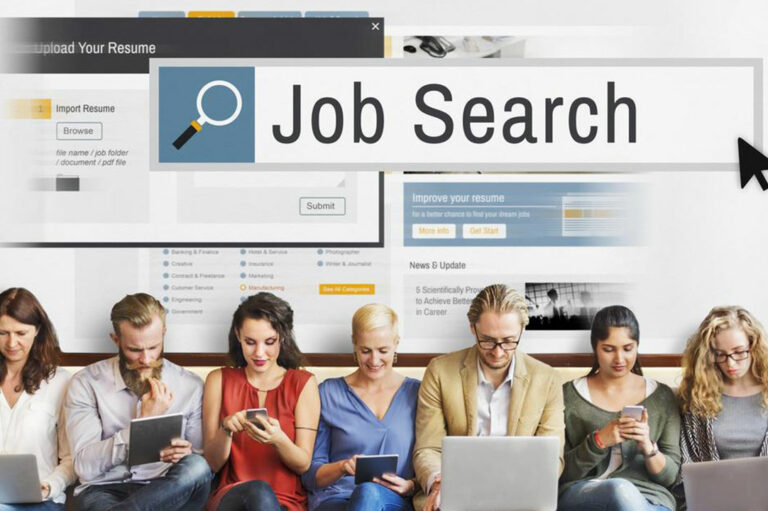 Tips to follow for a successful job search when looking through job listings