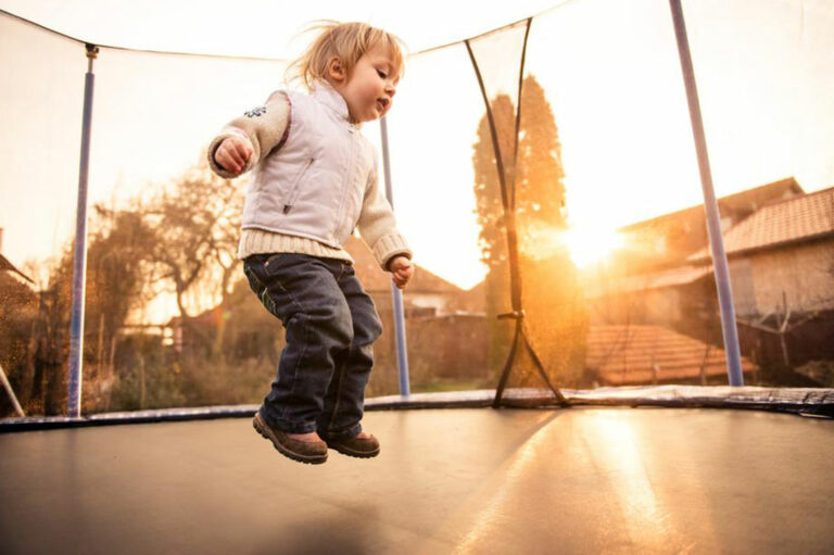 Tips on buying a trampoline