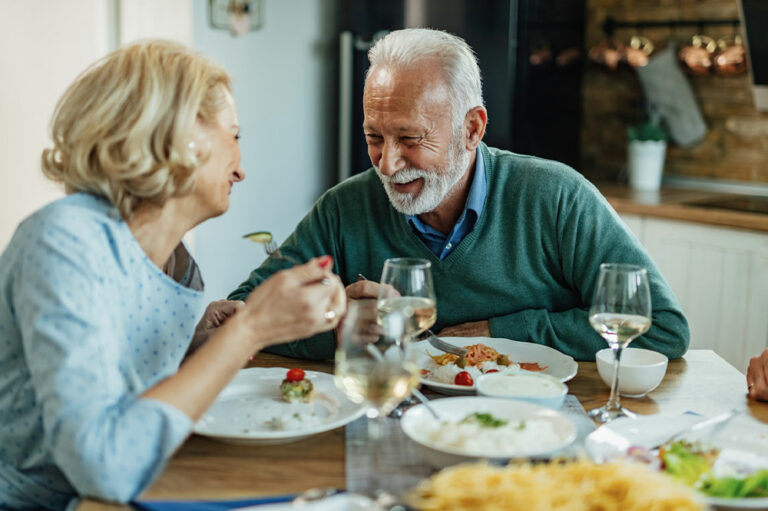 Top 9 Meal Delivery Services For Seniors