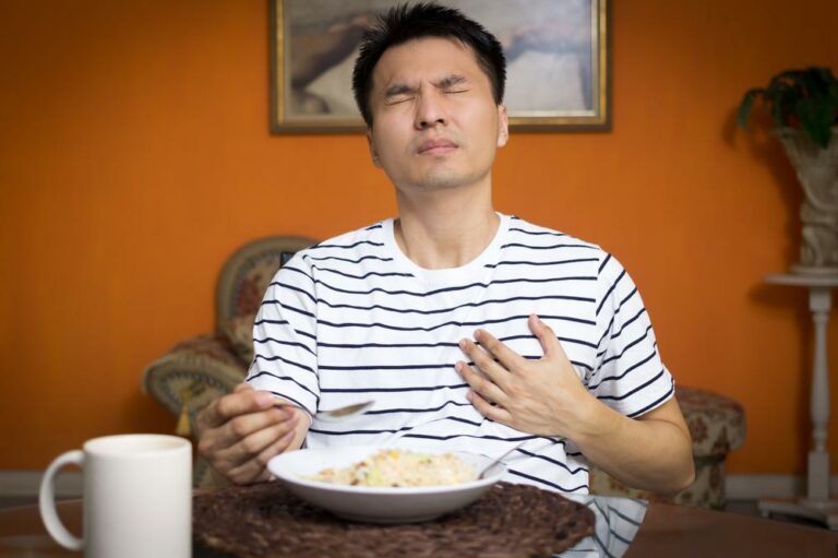 Understanding heartburn trigger foods: Common items that cause heartburn