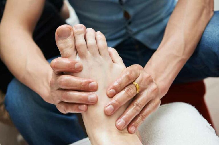 Various diabetic foot pain treatments