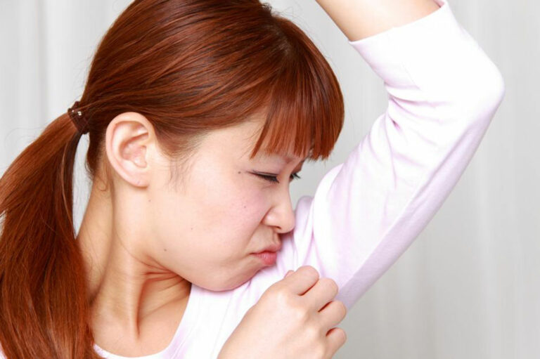 What Causes Body Odor and How to Prevent it