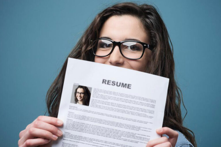 What are the different types of resumes