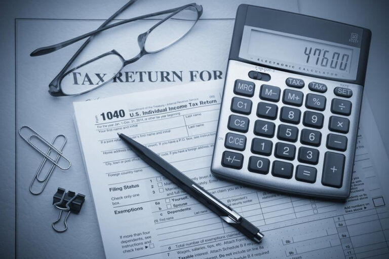 What mistakes to avoid while filing for a tax return?