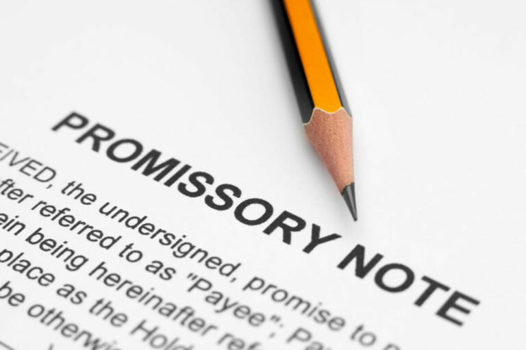 What should be included in a promissory note?