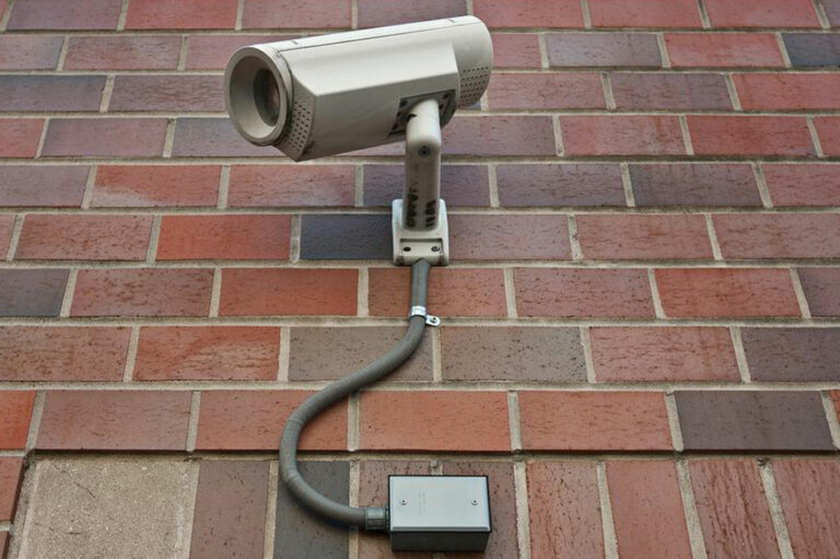 Why Installing wireless security cameras necessary for your school’s safety