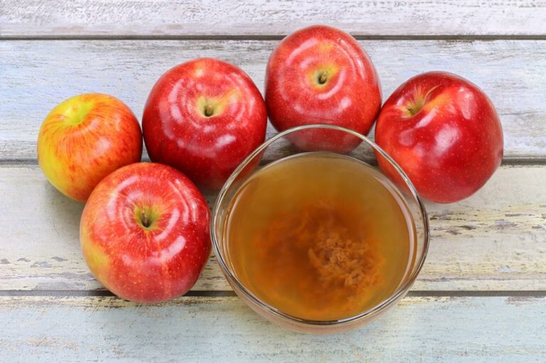 Why You Should Use Apple Cider Vinegar To Treat Diabetes