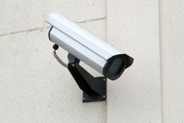 Why installing wireless security cameras are beneficial to your business