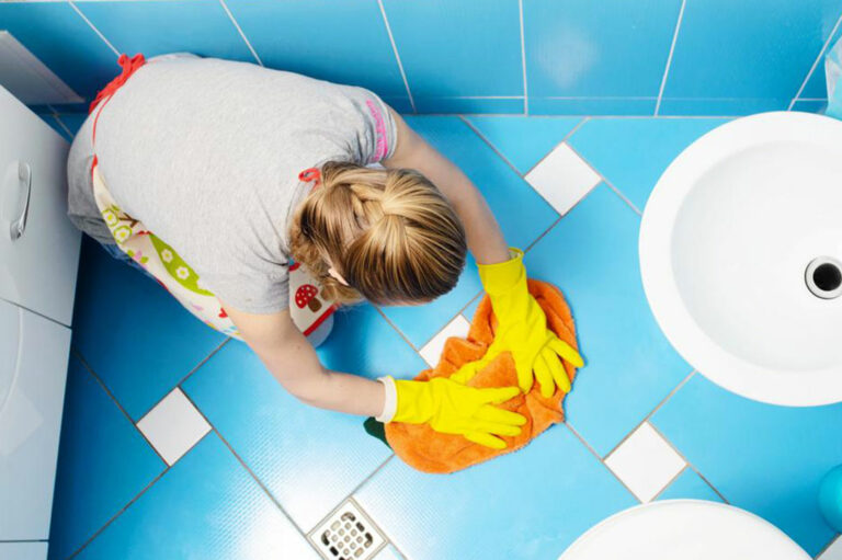 10 Simple Tips for Bathroom Cleaning