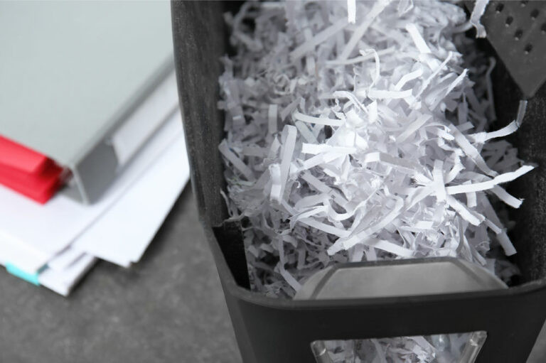 10 Things to Consider When Choosing a Document Shredding Service