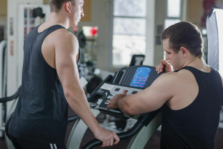 3 techniques to burn more calories using your treadmill