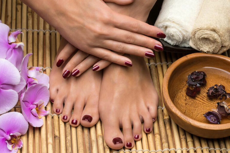 3 common options used for treating toenail fungus