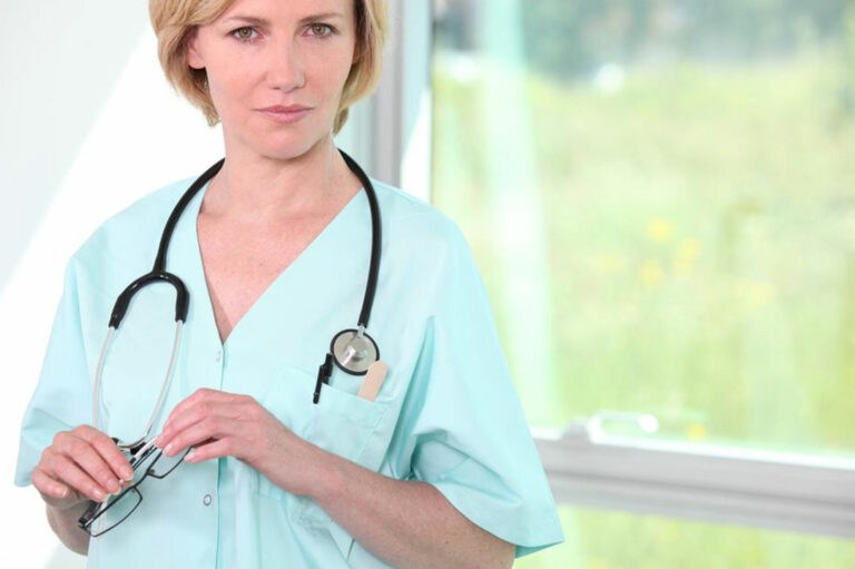 3 popular types of master’s degree in nursing