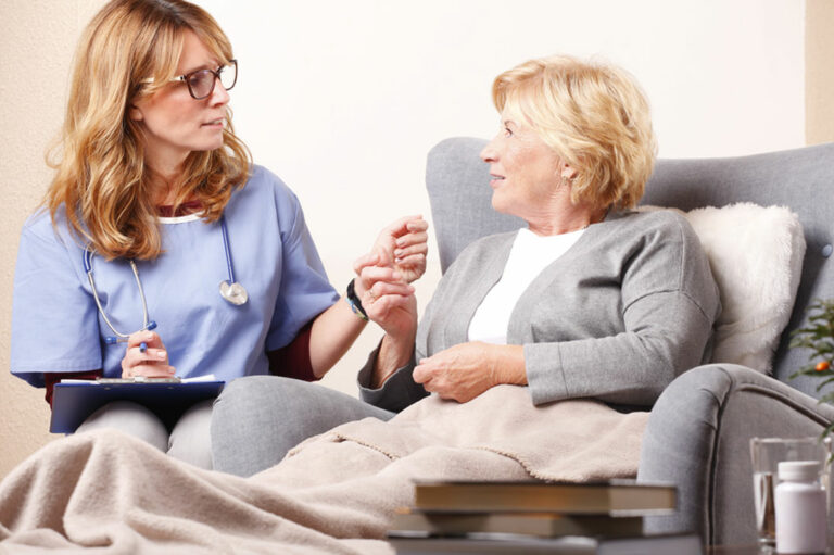 4 tips to find useful resources for caregivers