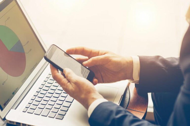 4 ways to use business text messaging effectively