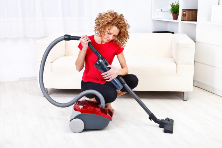 4 Cyber Monday vacuum cleaner deals to check out